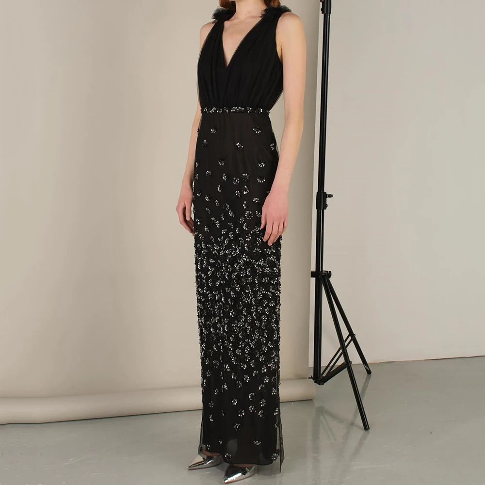 カスタマイズされたストレートイブニングドレスフロアレングスVネックノースリーブプロムドレスFsahionスパンコールバックレス絶妙なパーティードレス