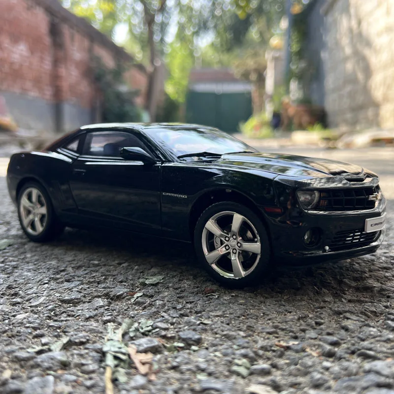 1:18 Original Scale Model,GM Chevrolet Camaro 2016,Paint With Defect,Diecast Model for Collection and Display