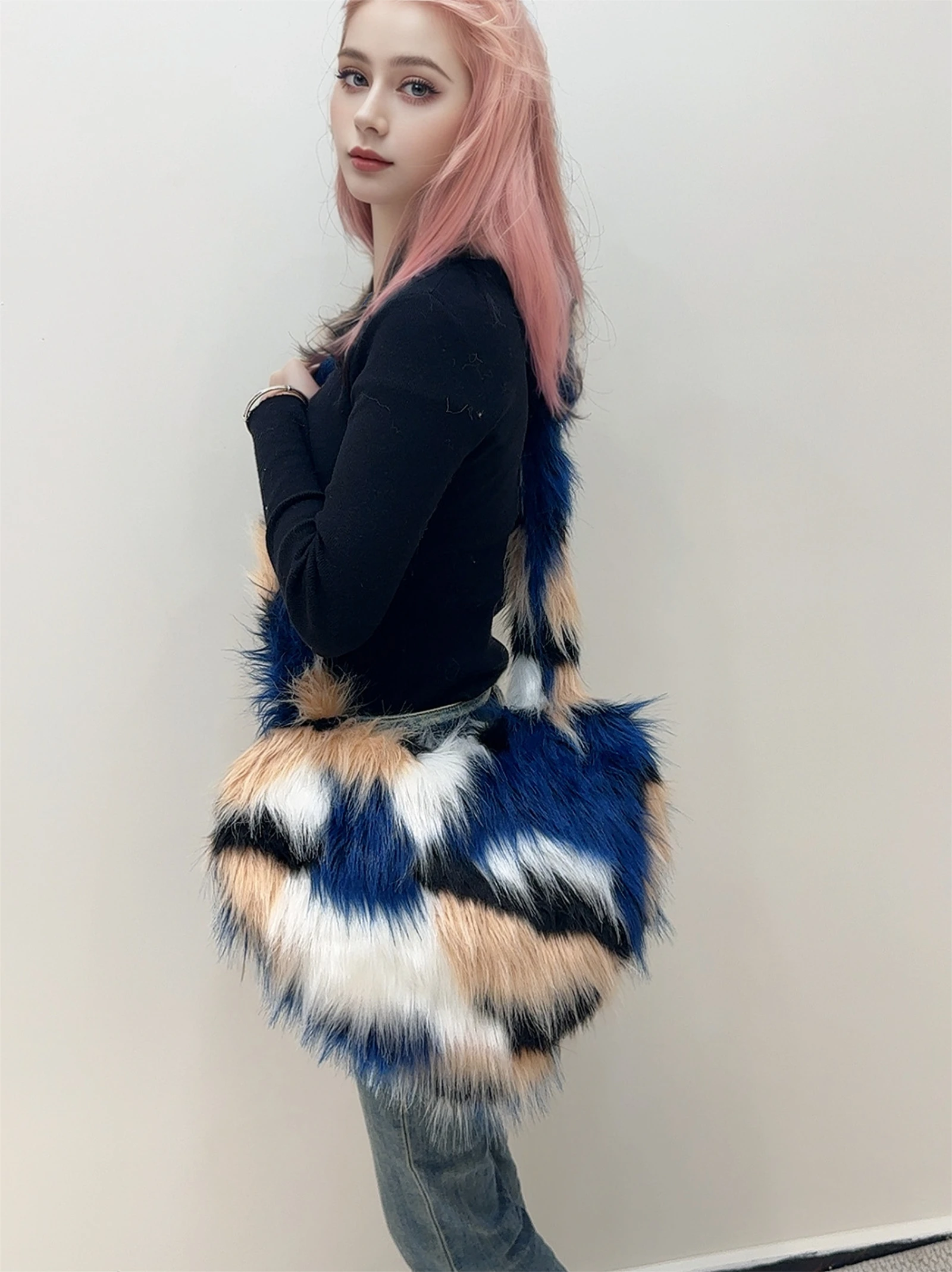 ขนสัตว์ธรรมชาติ Faux-Ever มองโกเลีย Furry Fur รูปหัวใจขนาดใหญ่ Tote กระเป๋าสําหรับกระเป๋าถือผู้หญิงยาวไหล่สายรัดขนสัตว์