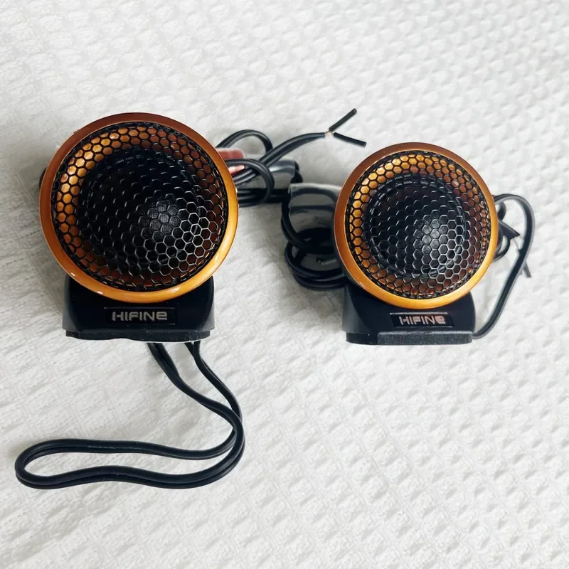 

Car Universal Modified Speaker Package with Capacitor Round Fever Horn Silk Film Car Tweeter Bottom Can Be Pasted.
