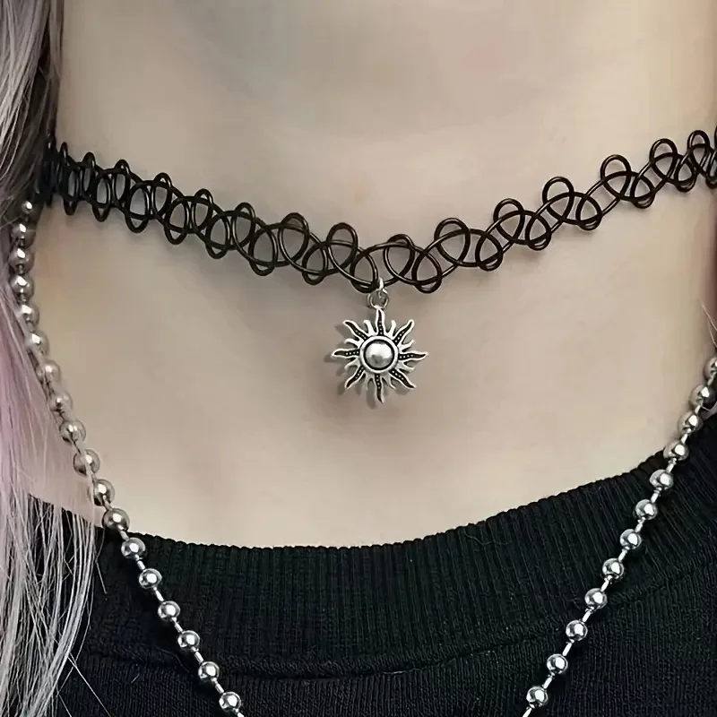 Gothy Sun Charm Pendant Gothic Retro Stretch Necklace Elastic Tattoo Choker Jewelry Personality Neck Chain Jewelry Gift Favor