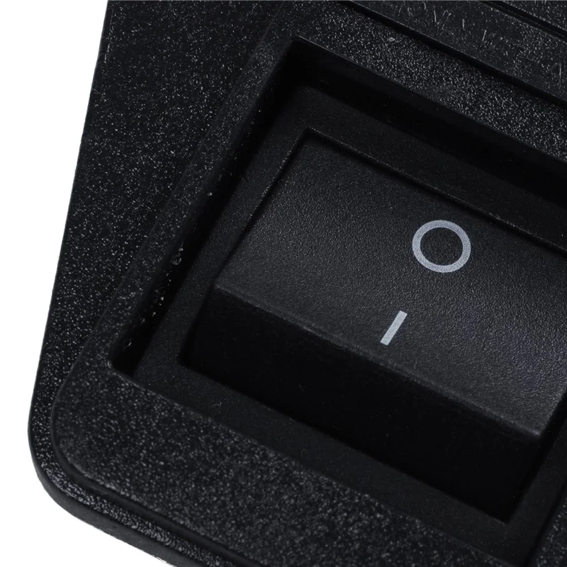 ELECT-3X Lötösenklemmen IEC 320C14 EMI-Filter + Bootsschalter + Sicherungshalter