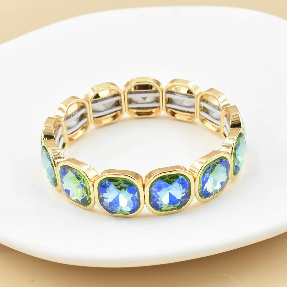 Retro Bohemian Style Fashion Light Luxury Square Beaded Inlaid Colorful Crystal Elastic Rope Bracelet Women Hand Jewelry