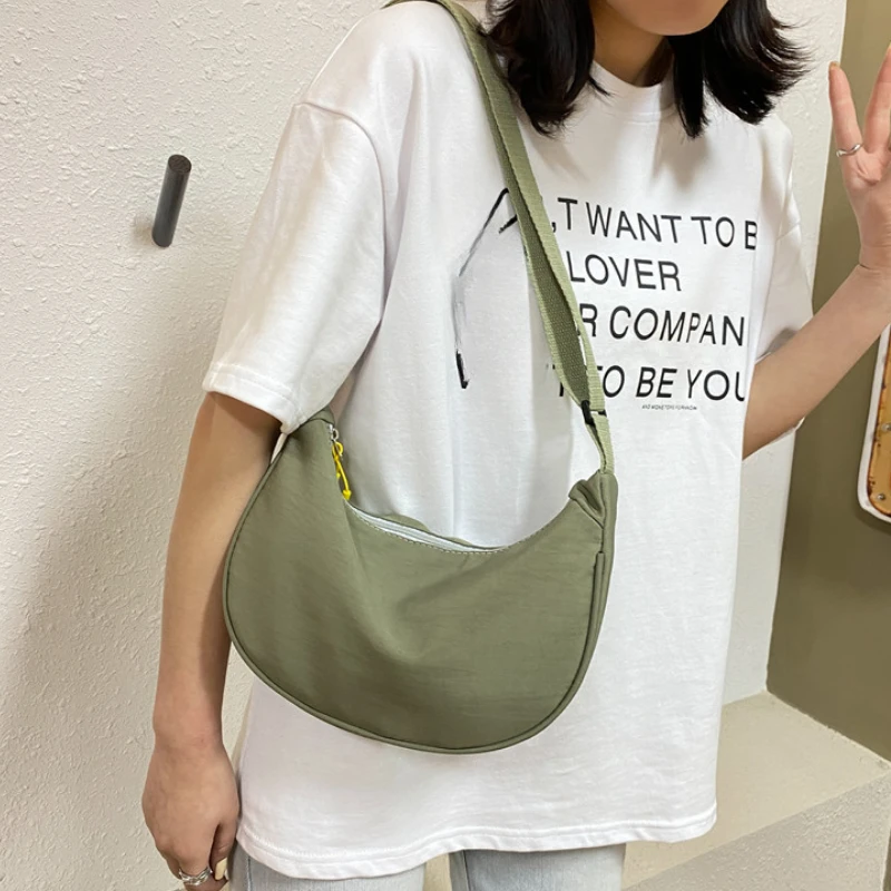 Crescent Crossbody Bag for Women,Half Moon Sling Purse with Adjustable Wide Strap, Lightweight Shoulder Pack for Casual Outings