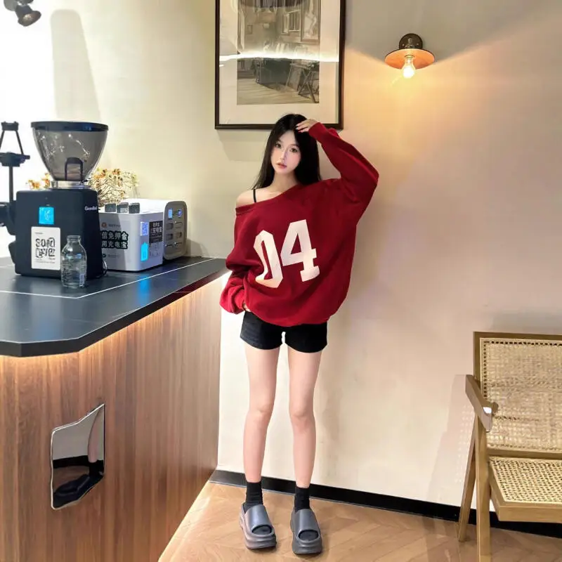 خريف شتاء 2025 جديد متعدد الاستخدامات بلايز غير رسمية الأمريكية الرجعية مطبوعة لطيف مائل الرقبة هوديي فضفاض طالب سميكة الدافئة الملبس