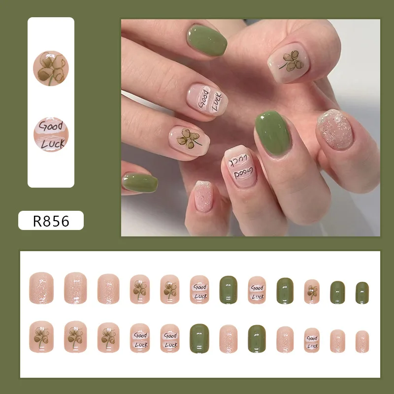 Reutilizáveis unhas falsas quadradas curtas com design, conjunto de imprensa artificial de unhas, trevo verde de quatro folhas, mulheres, removível, verão, 24pcs