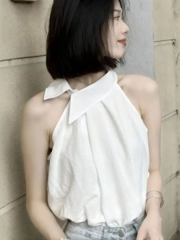 Elegant Halter Sleeveless Summer Top Women Casual Off shoulder T shirt Daily Outdoor Korean Chic Cropped Tank Top Solid color