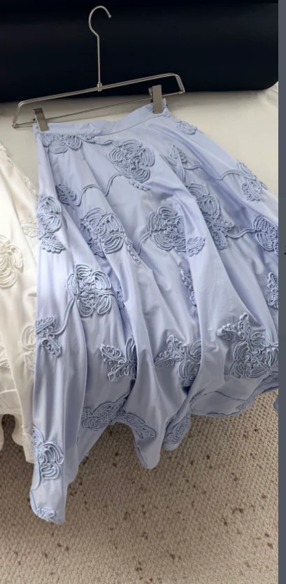 Embroidery Midi Skirt  2026 High Quality Women's Vintage White and Blue Hand Painted Flower