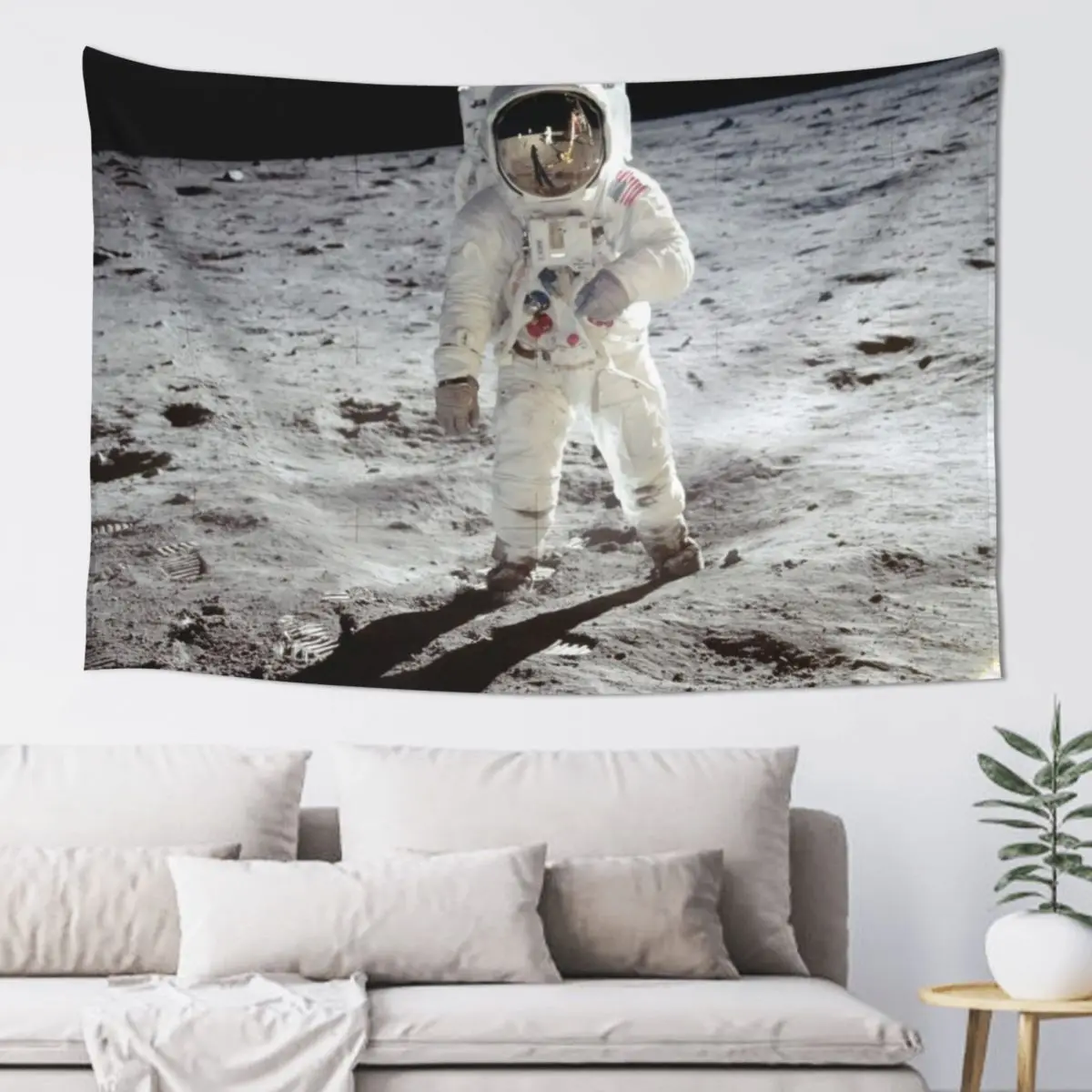 

Buzz Aldrin on the Moon Tapestry Cute Room Things Home Decorations Aesthetic Room Decor For Girls Decoration For Rooms Tapestry