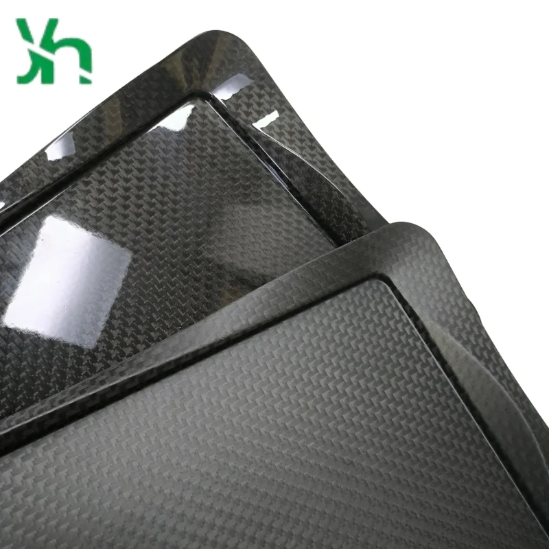 Taca do serwowania w stylu lotniczym z włókna węglowego 3K (szary/matowy) - lekka i wytrzymała