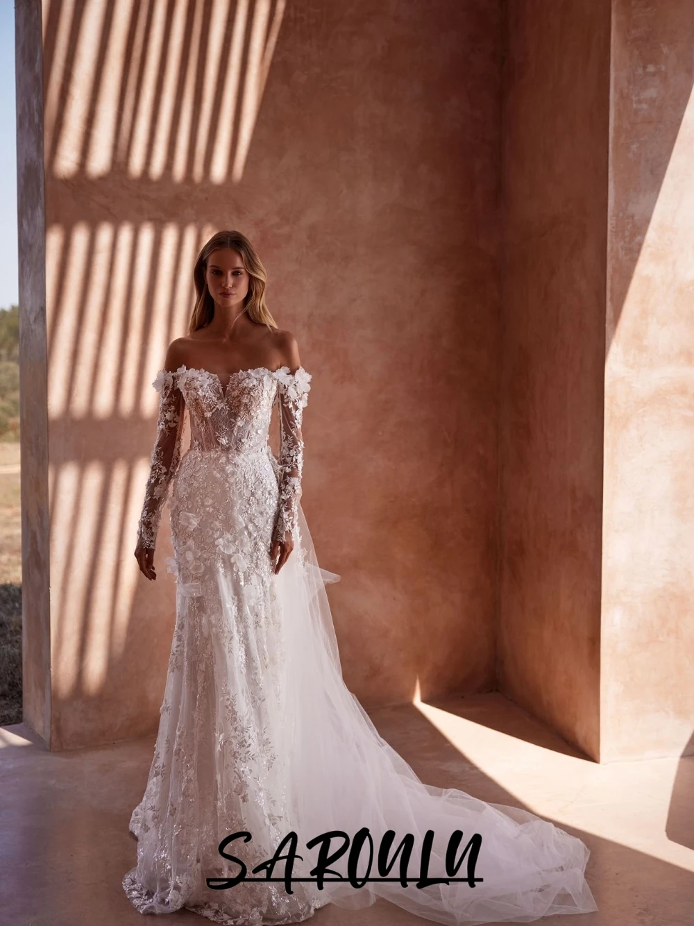 

Dreamy Floral Appliques Wedding Dress Romantic Shiny Off Shoulder Customized Bridal Gown Tulle Classy Delicate Bride Wear