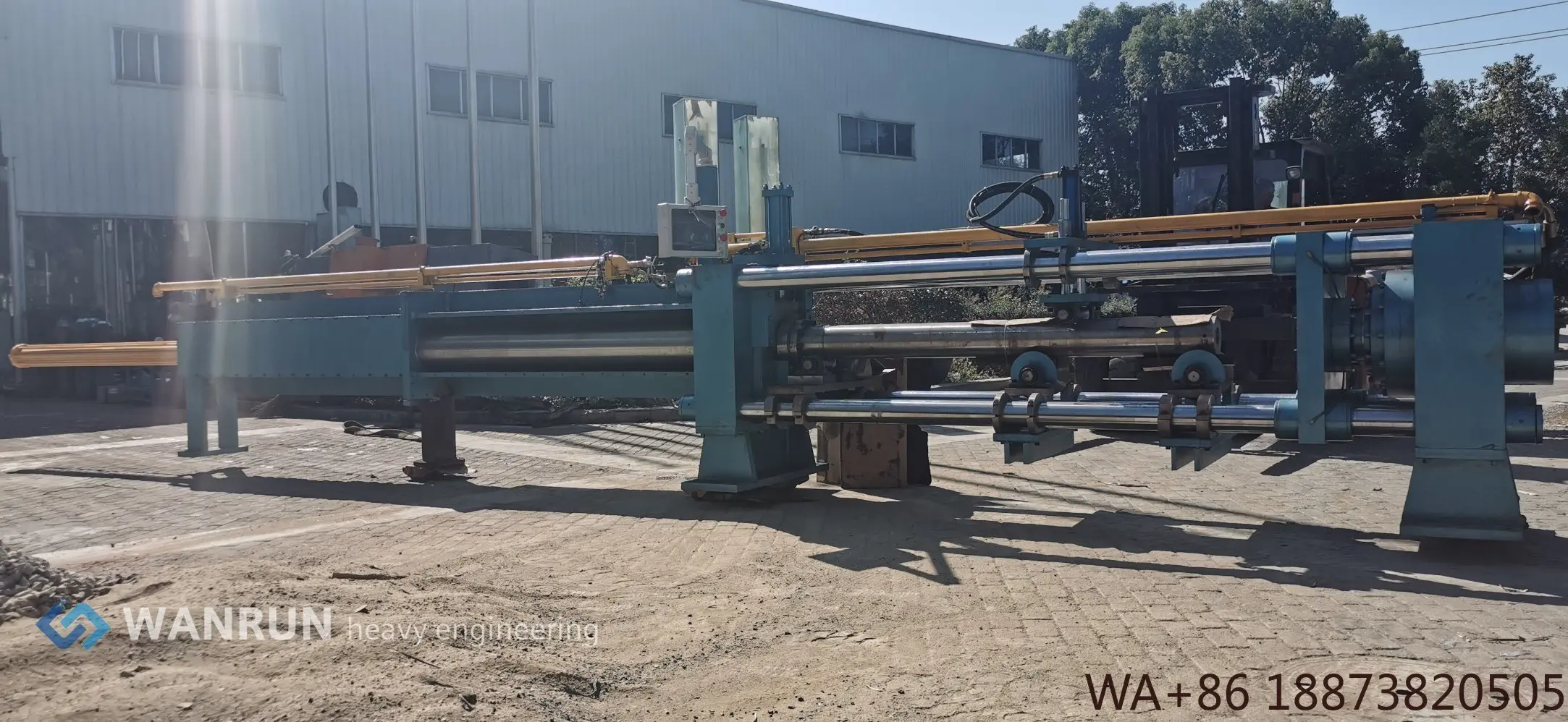 آلة الضغط الهيدروليكي للتزوير البارد السفلي التعريفي