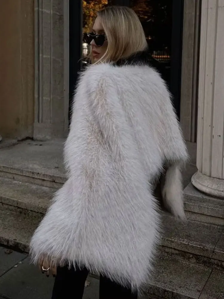 HH 2024 Woman Warm Faux Fur Short Pullover Sweatshirts Women Winter O-Neck Long Sleeve Casual Loose Top 2 Color Streetwear