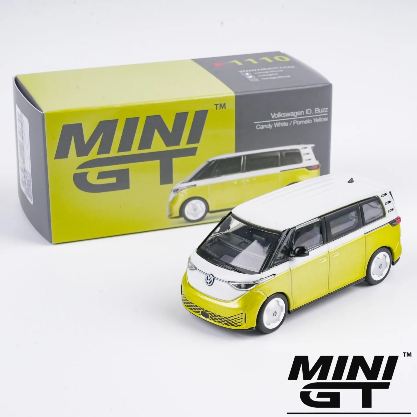 Diecast 1:64 Scale MINIGT ID-Buzz Candy Yellow Bread Truck Alloy Car Model