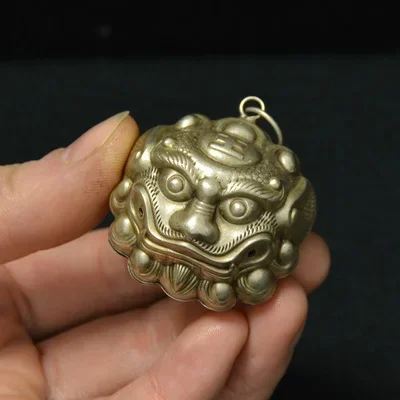 Retro Double-sided Tiger Head Pattern White Copper Bell Pendant