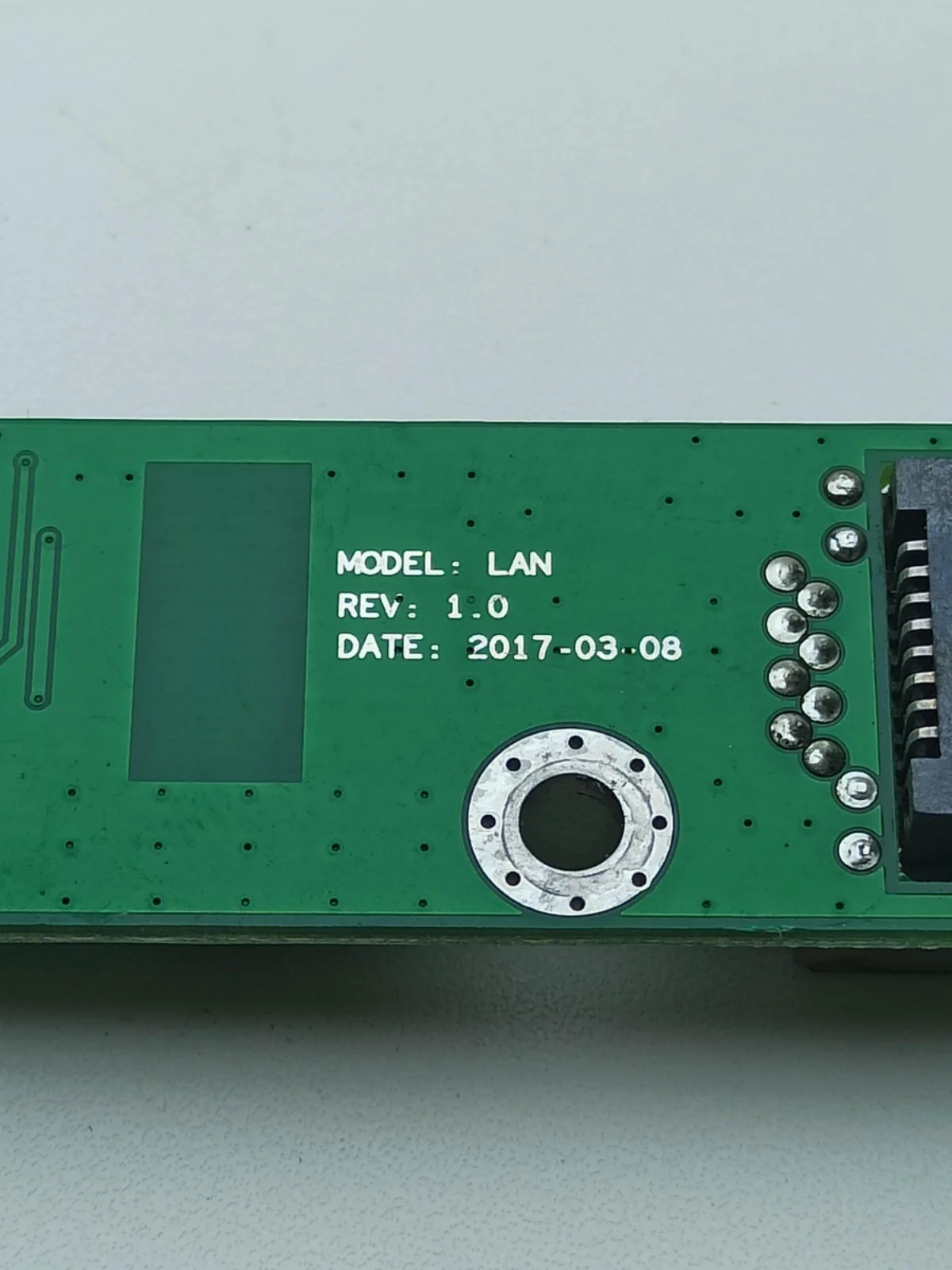 รุ่นที่11FB-05NL: รอบ LAN: 1.0 RJ45 SOP16พอร์ต100 Mbit/s TRANSFORMER