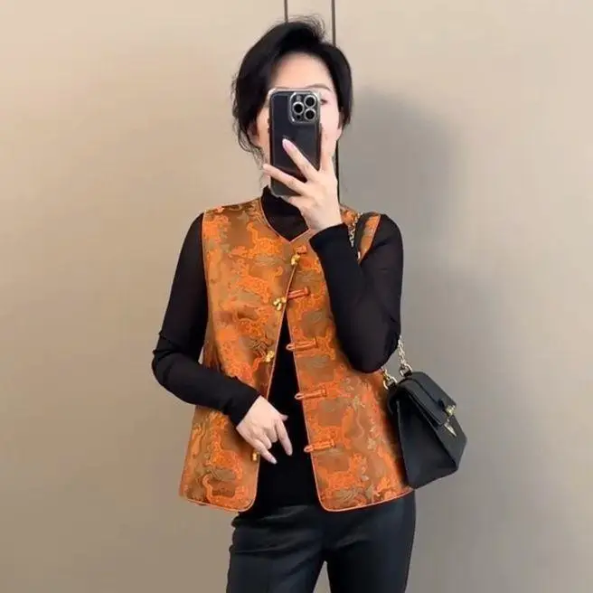 

New Chinese Sle Women's Svel Satin Jaet Floral Embroidery Outerwear Vest Spring Autumn Seasonal Faion Design