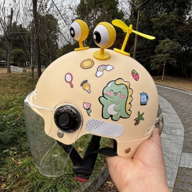 

Child Safety Helmet Ear Protection Unisex Design National Standard 3C Certified for 3-8 Years Old Boys Girls Electric Vehicle