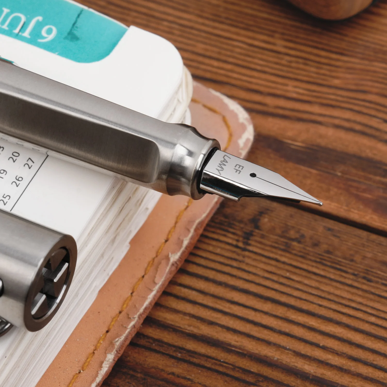 2IN1 سبائك التيتانيوم القلم قلم محايد اللون قلم معدني مكتب طالب القرطاسية الفاخرة هدية صندوق التعبئة والتغليف