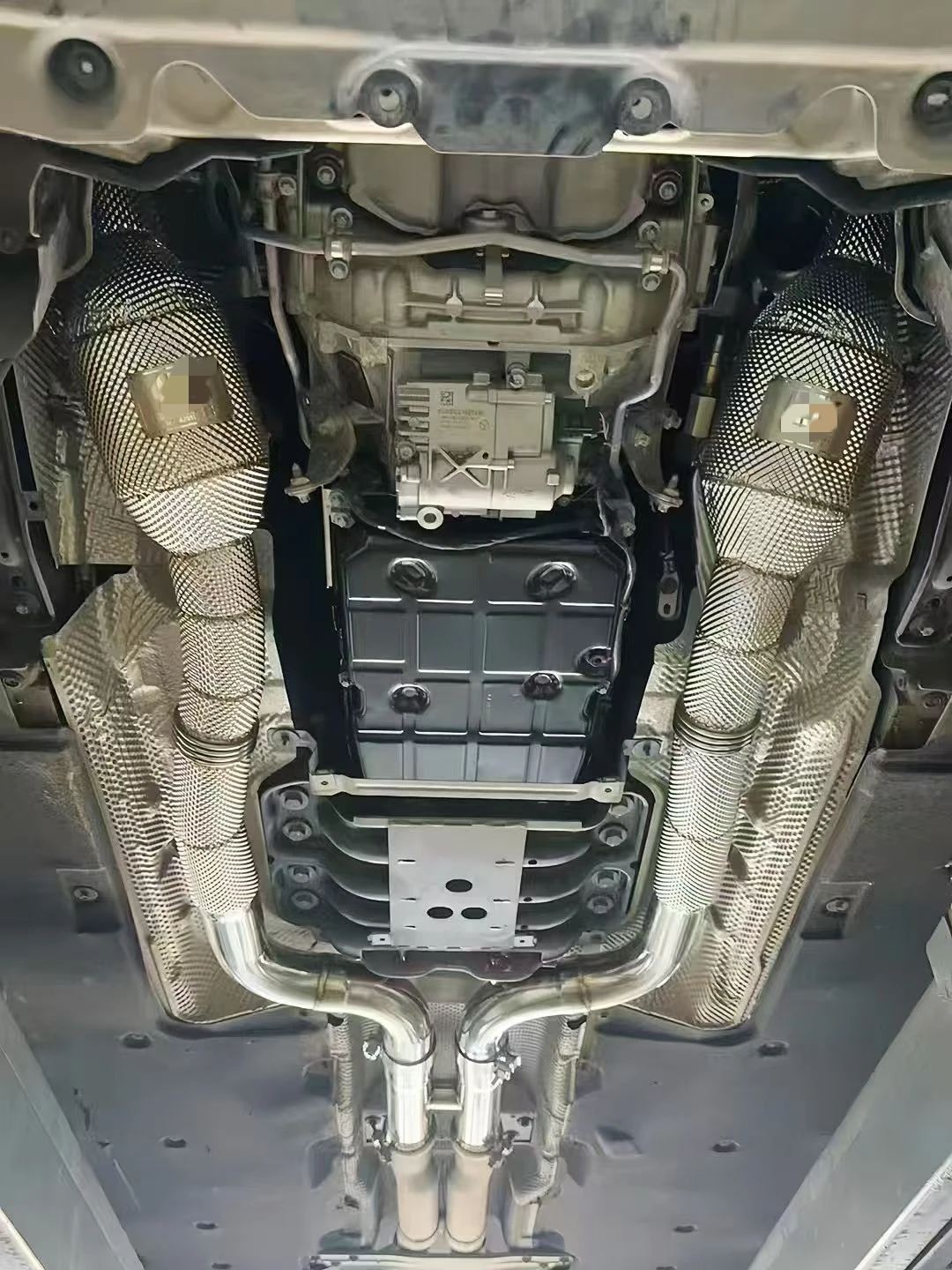 ACE Hochleistungs-Downpipe für Mercedes BENZ AMG S63 W222 5.5T mit Katalysator-Header Auspuffrohr aus SUS304 – Detail 12