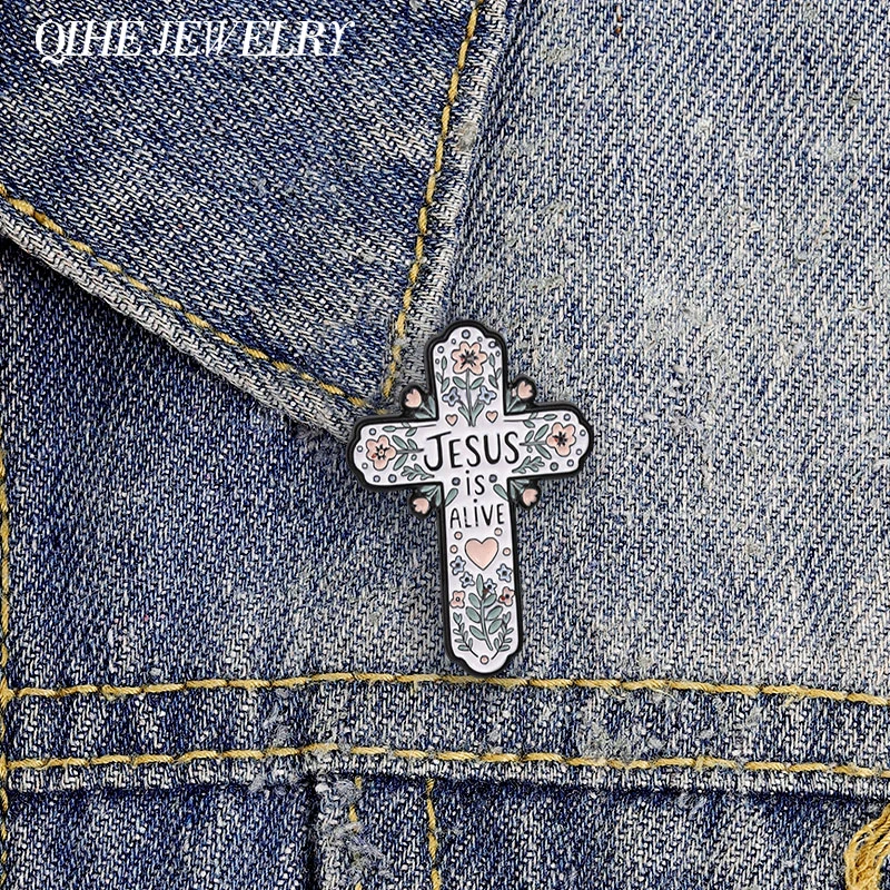 Broche Émaillée Croix Florale Jésus Est Vivant, Foi Chrétienne, Badge Métallique pour Sac et Revers, Bijou Cadeau pour Croyant