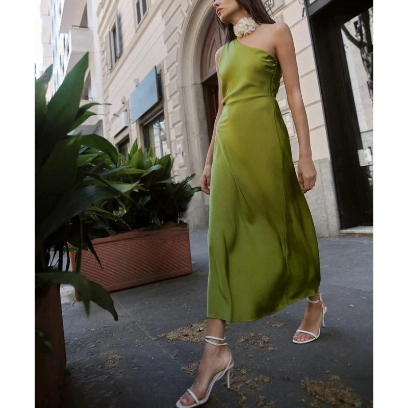 Frühling Neue Sexy Oulder Bared Svel Asymmetrische Seide Satin Fühlen Dr Street Sle Midi Taille Langen Rock A-Linie Kleid