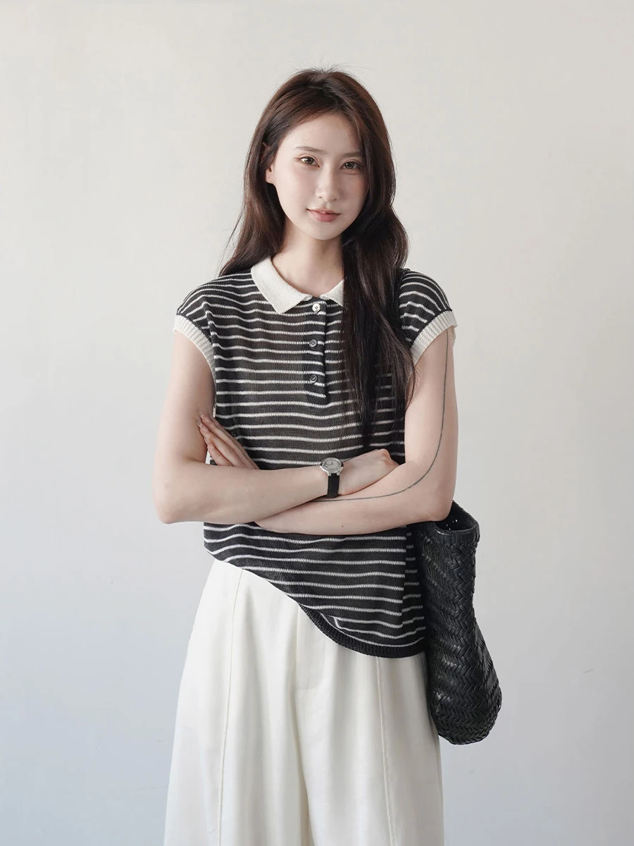 

Summer Casual Loose Women's Knitted Neck Stripe Sleeveless Top Color Block Style Regular Length Button Closure