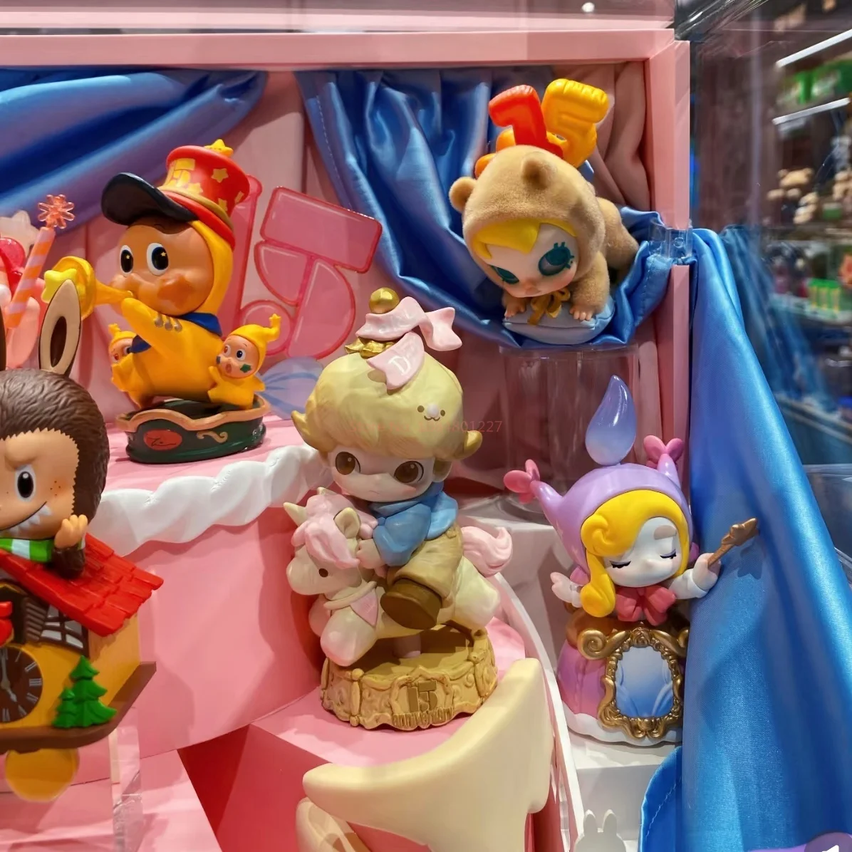 الأصلي Popmart الاحتفال باللحظة Popmart 15th الذكرى سلسلة صندوق أعمى زخرفة تمثال جمع هدية الكريسماس #5