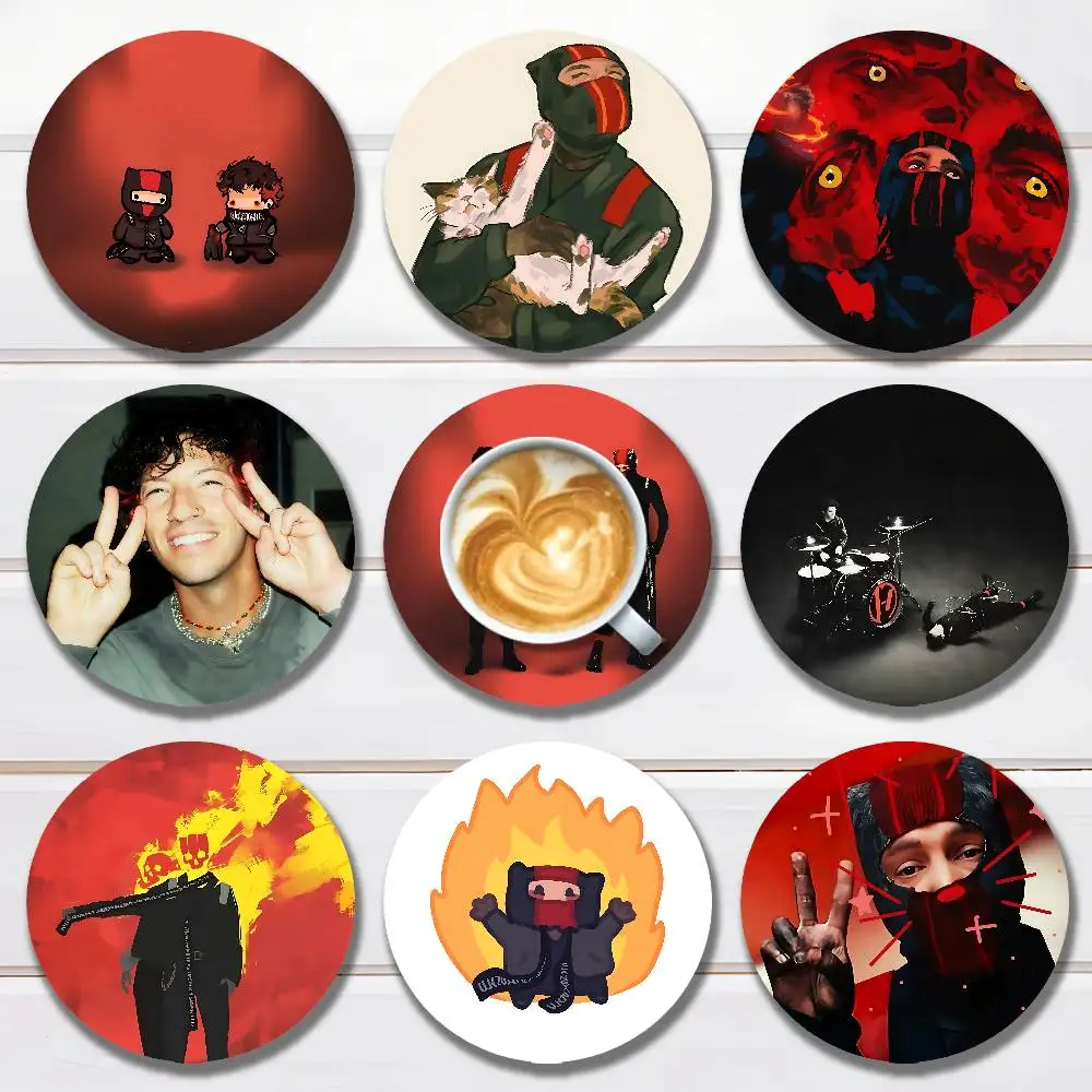 

Breach T-Twentys One P-Pilots Heat Resistant Round Wooden Coasters Non-slip Drink Cafe Decoration 2D Flat Color Print Coasters