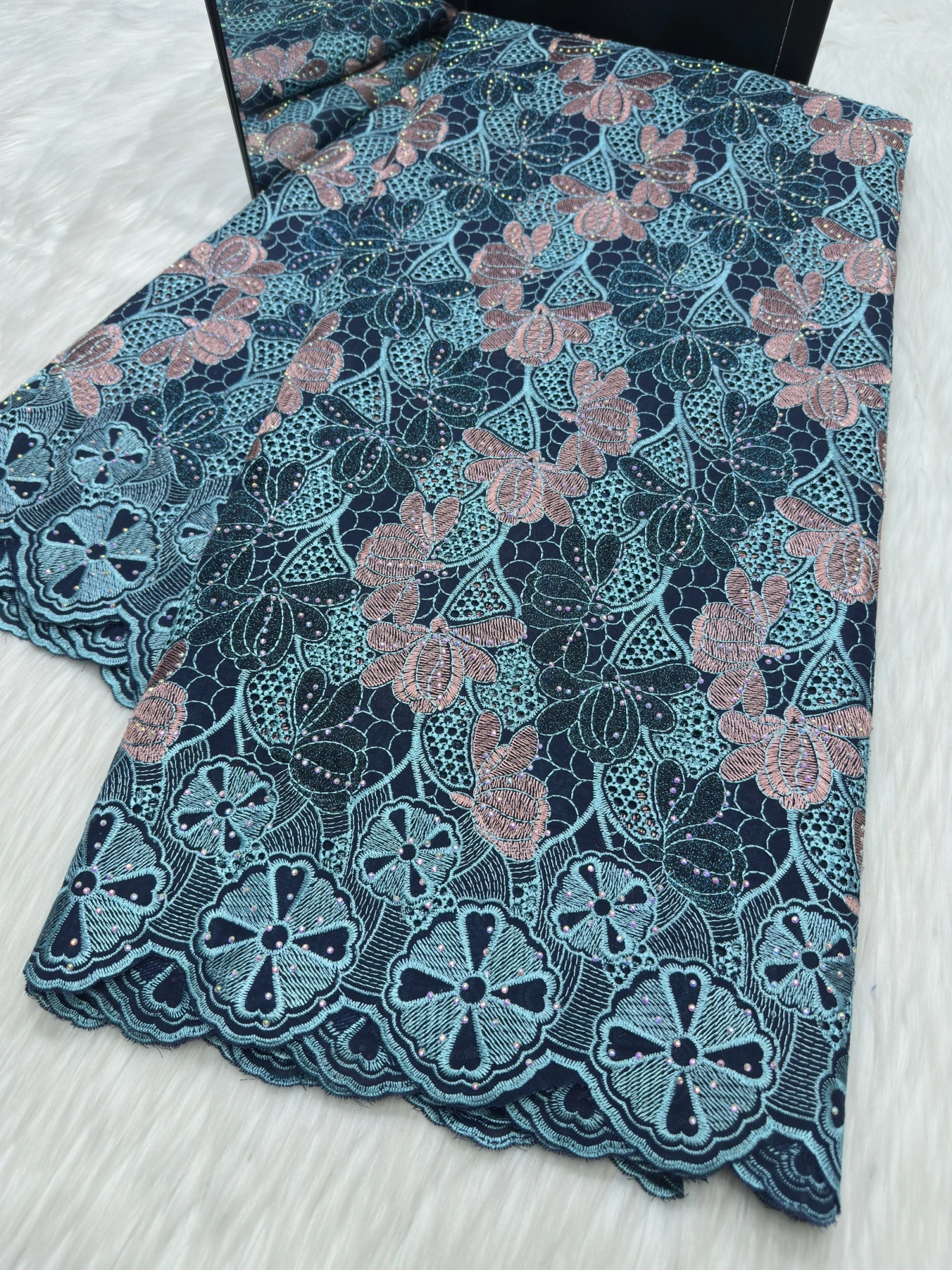 

Good Quality 5yards Swiss Cotton Lace Nigerian Dry Embroidery Lace Fabrics 2026 New African Stones Lace for Women Party Z6-42-2