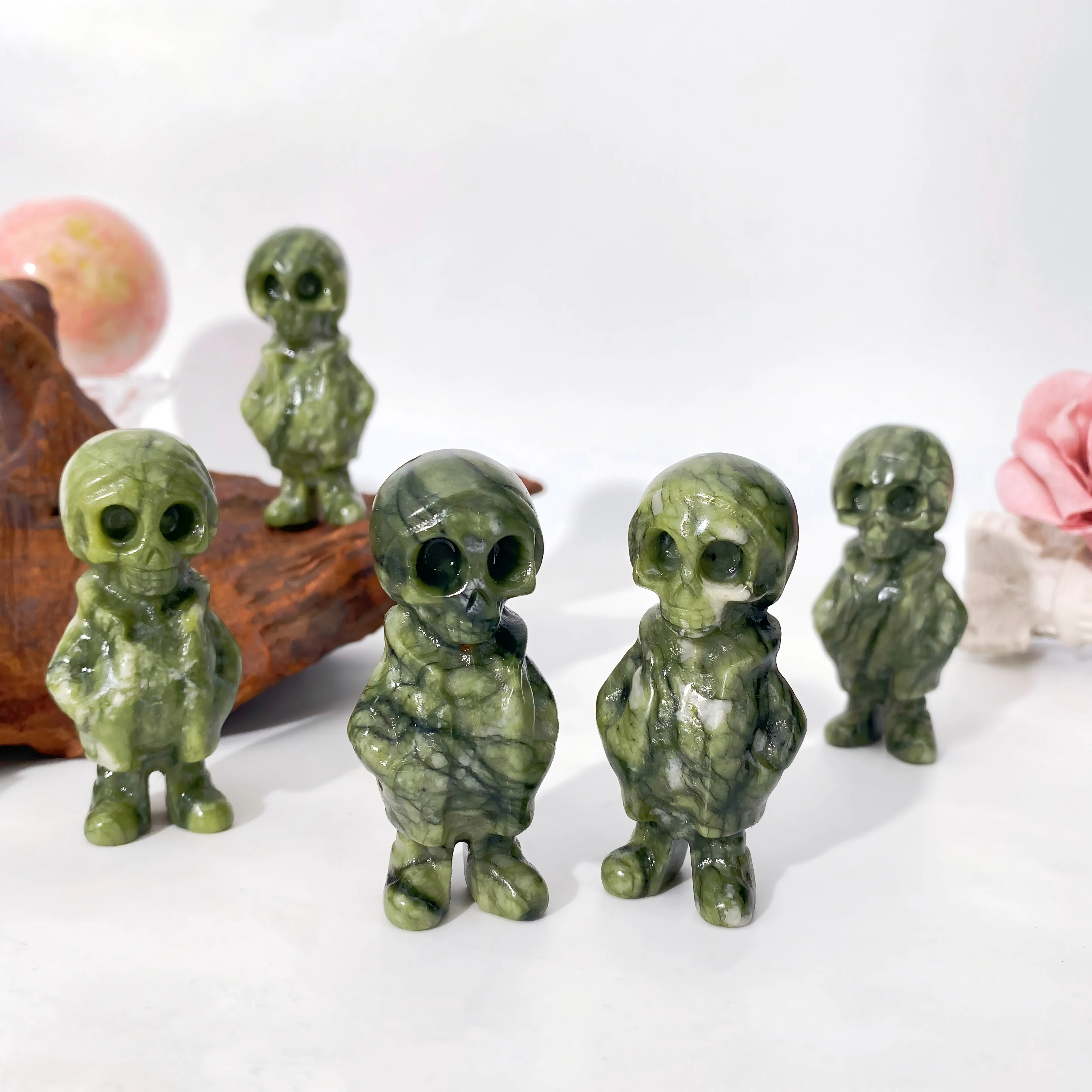 Random 1PC High Quality Natural Xiuyan Skeleton Man,Men Gift,Women Gift,Scene Decoration,Table Decoration.