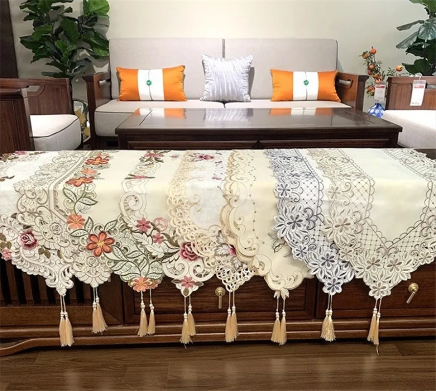 

Table Flag Modern Minimalist Flower Table Runner Embroidery Hollowed Out Coffee Table Tablecloth Tassels Table Decoration