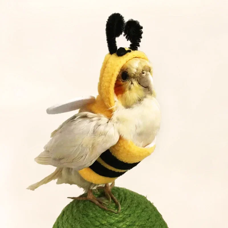 Funny Bee Shaped Birds Clothes Flying Suit Parrots Costume Cosplay Winter Warm Hat Hooded Pet Accessories for Parakeet Cockatiel