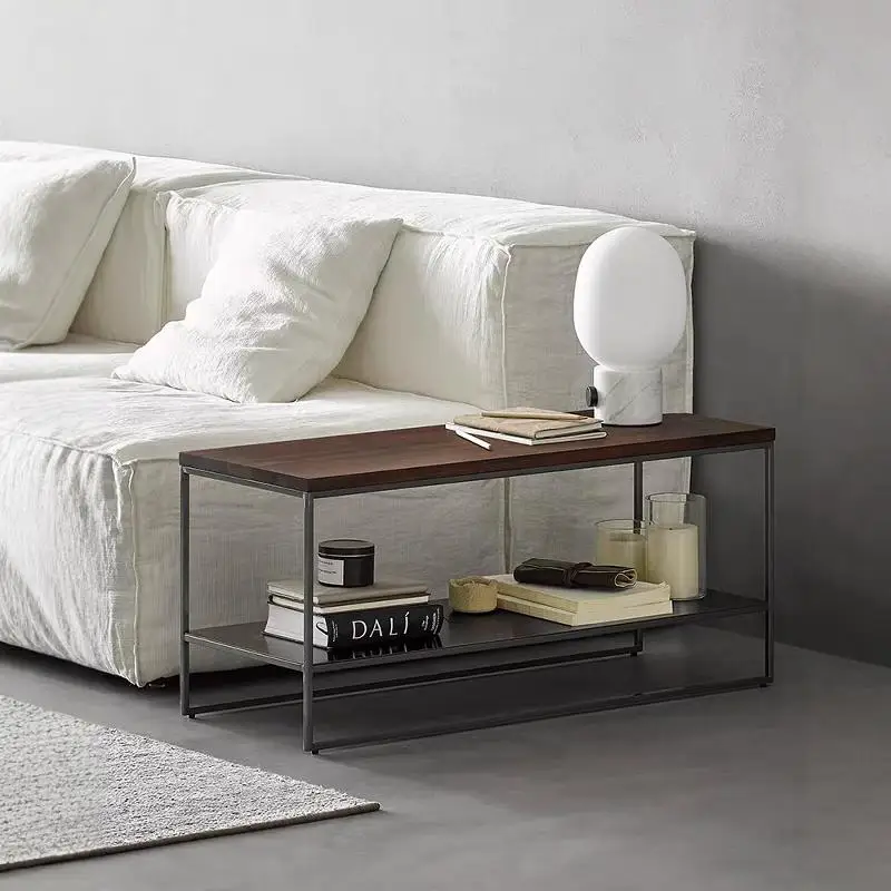 The long edge in the middle of the living room sofa is light luxury and high-end rectangular solid wood shelf, and side is a