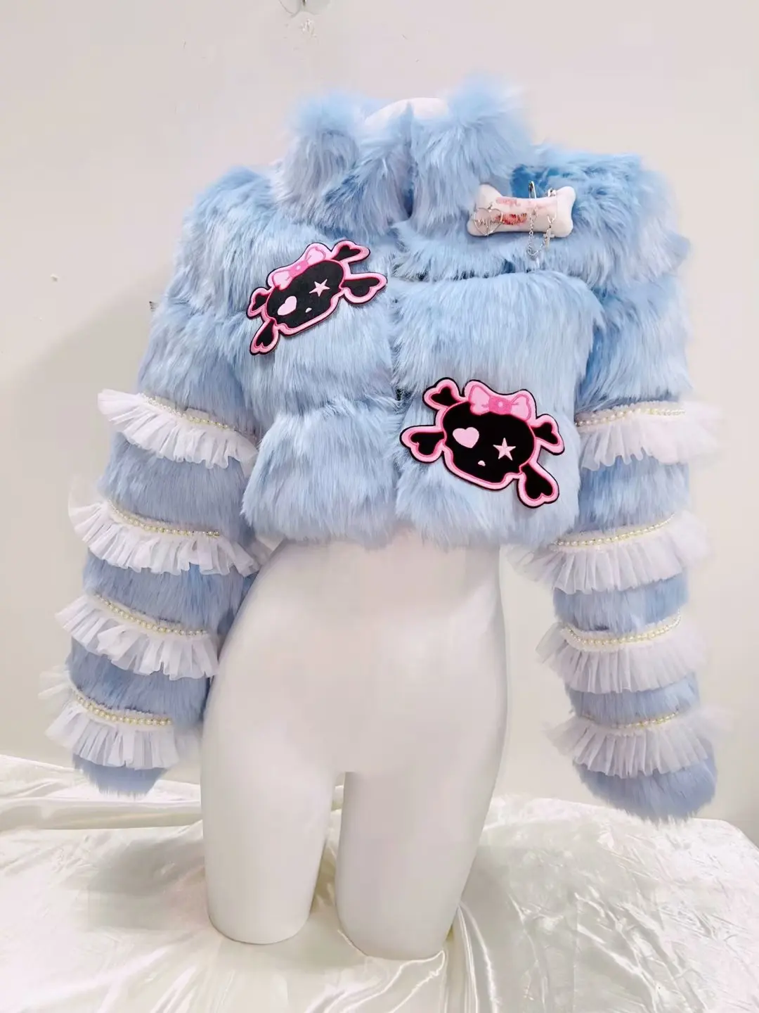 เสื้อโค้ทขนสั้นสีชมพูสไตล์เจ้าหญิงแบบดั้งเดิม ปักลาย Y2K น่ารักหวานแหวว สไตล์โกธิค อุ่นสบาย