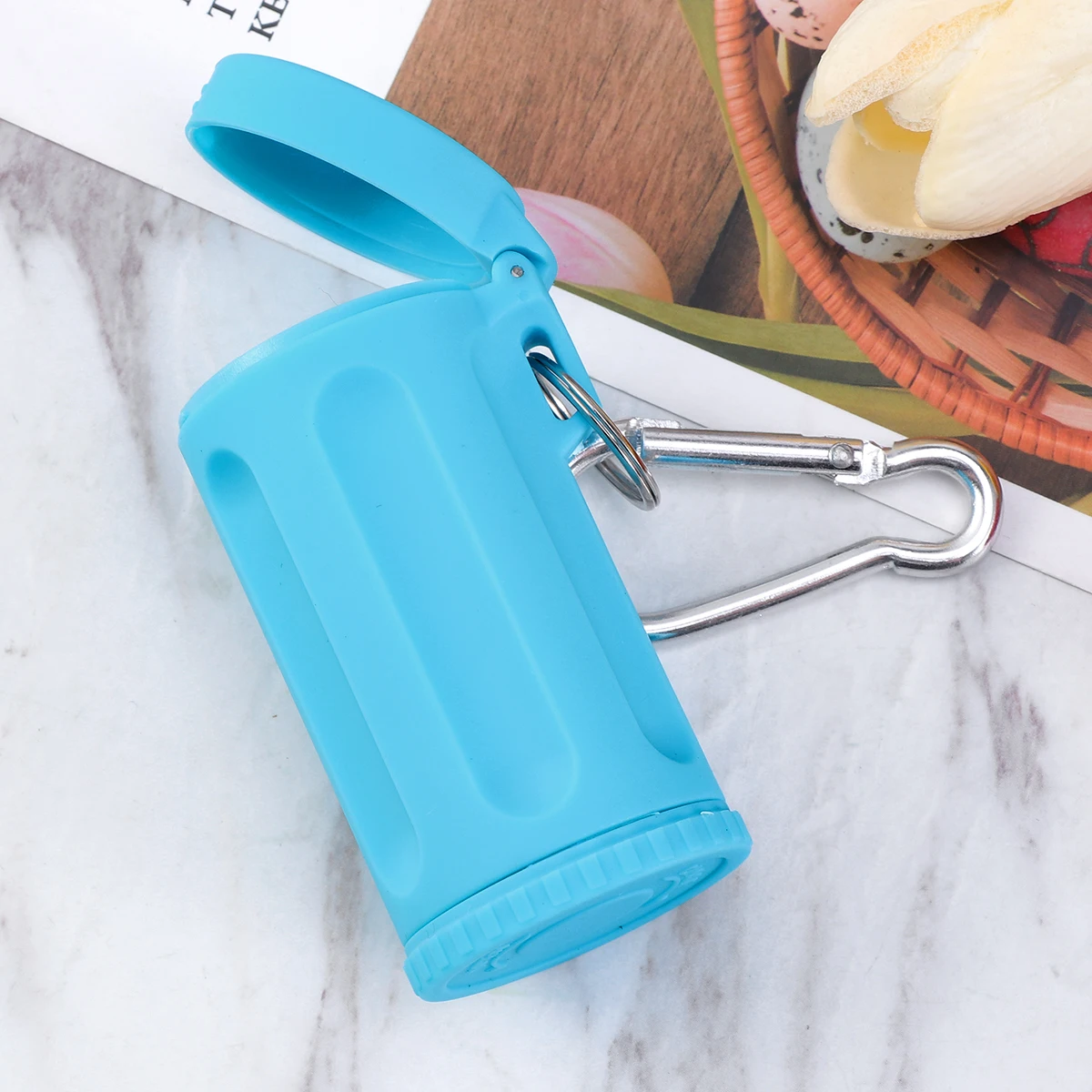 

Candy Color Mini Ashtray Portable Key Chain Ashtray Pocket Smoking Ash Tray Flame Retardant 7 Cigarette Butts Storage Easy Clean