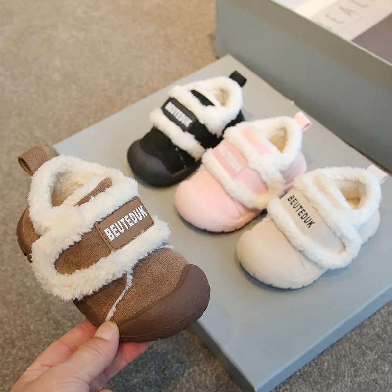 

2025 Children's Cotton Shoes Winter New Style Thickened Warm and Comfortable Girls' Soft Bottom Fashion Retro Boys' Casual Shoes