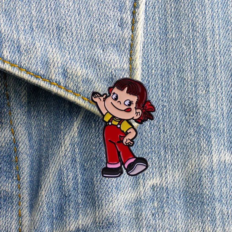 Bonito dos desenhos animados menina broche engraçado mochila roupas decoração acessórios