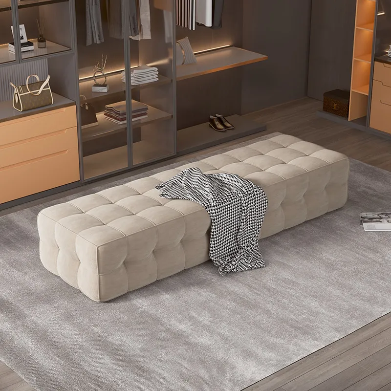 Unique Salon Foot Stool Modern Living Room Designer Minimalist Shoe Lazy Ottomans Professional Luxury Muebles Unique Furniture