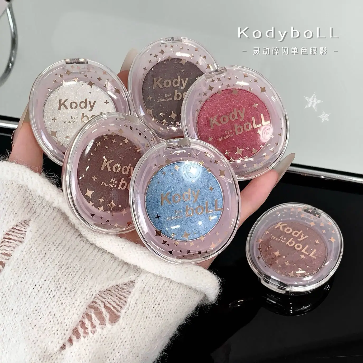 Blue Shimmering Eye Shadow (Color Pigment, No Shedding, Bright Luster, Easy to Mix, Natural Eye Makeup)