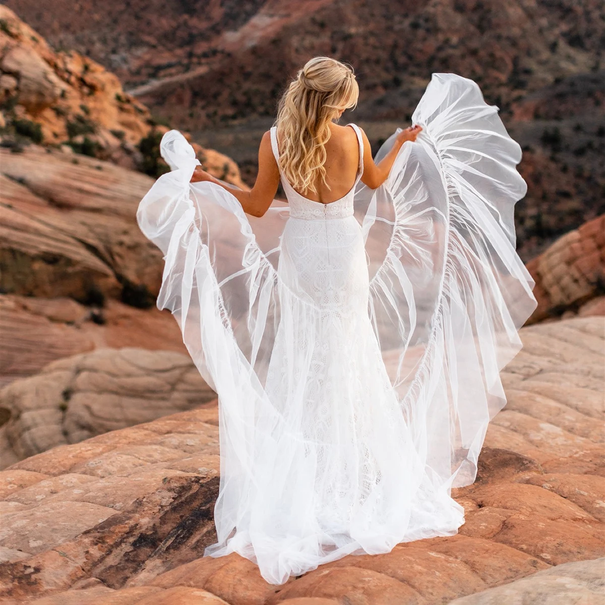 A Line Boho Elopement Tiered Net Customized Bridal Dress Sleeveless Scoop Low Cut Open Back Lace Elegant Long Wedding Gowns