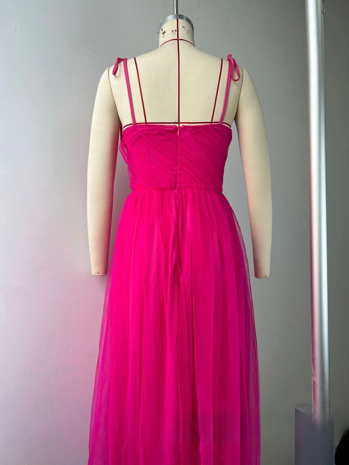 Fresh Solid Color Sweetheart Spaghetti Straps Medium Long Mesh Dress