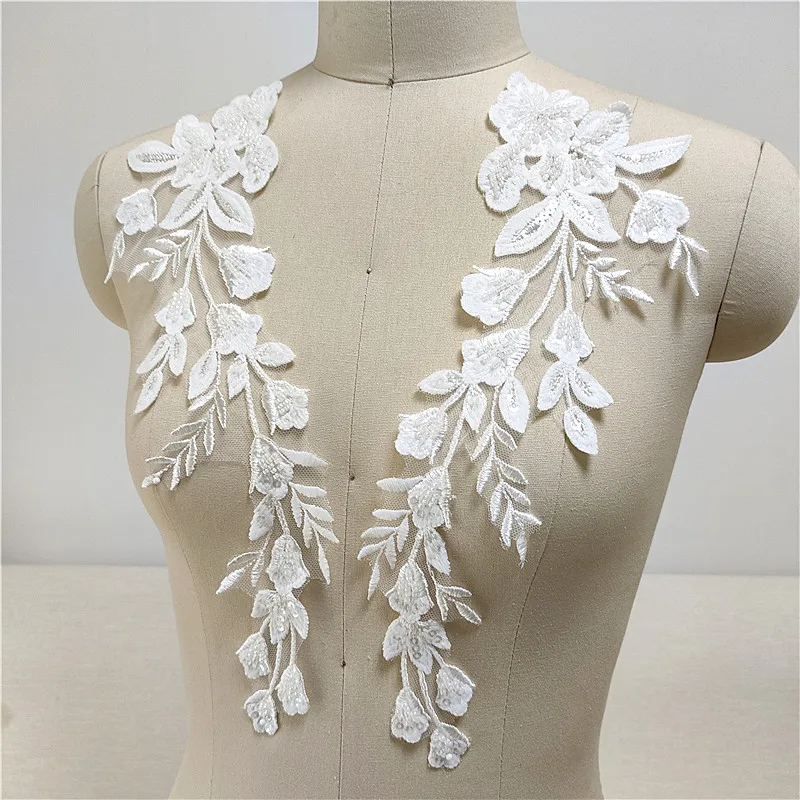 

Пара белых кружевных аппликаций с цветочным узором, расшитых вручную бисером, для свадебного платья, вышитые тканевые нашивки, отделка для фаты, декоративные элементы для шитья