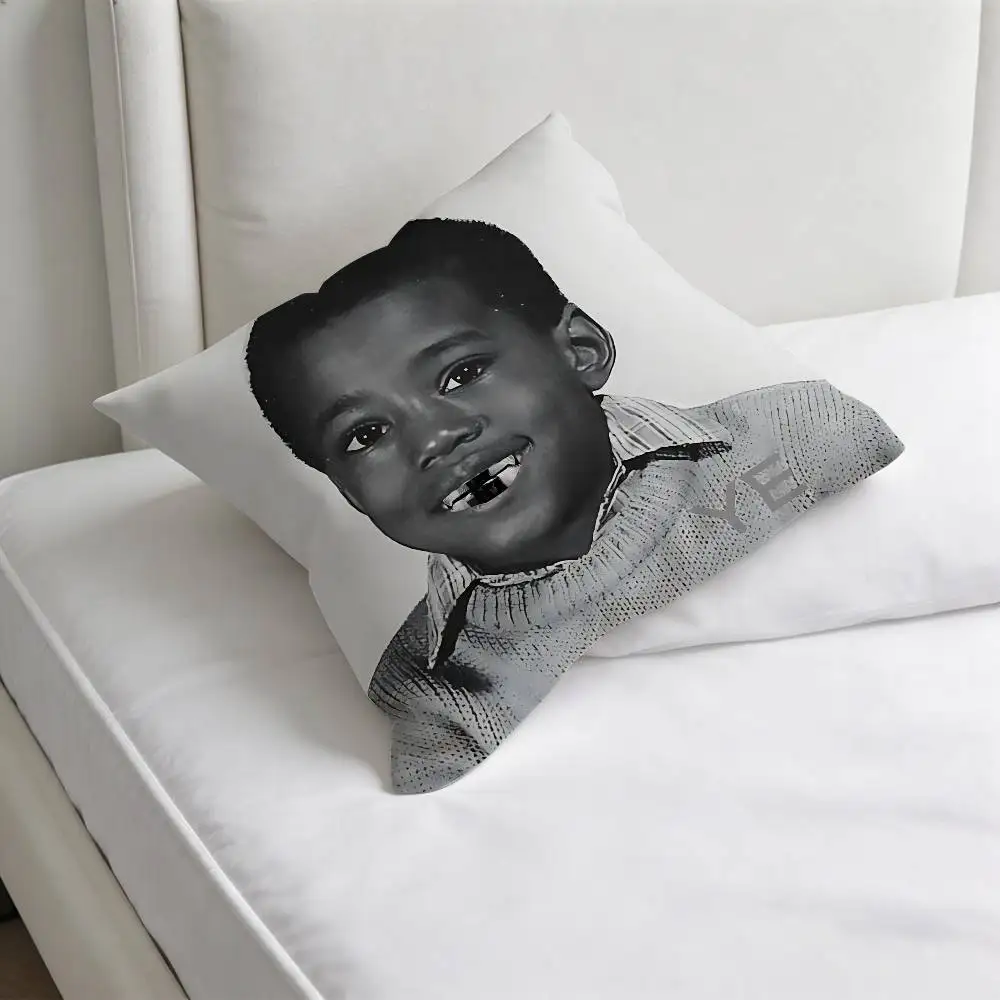 K-Kanye W-West B-Bully Fashion Square Pillow Case Durable Throw Pillow Cover for Sofa Couch Chair