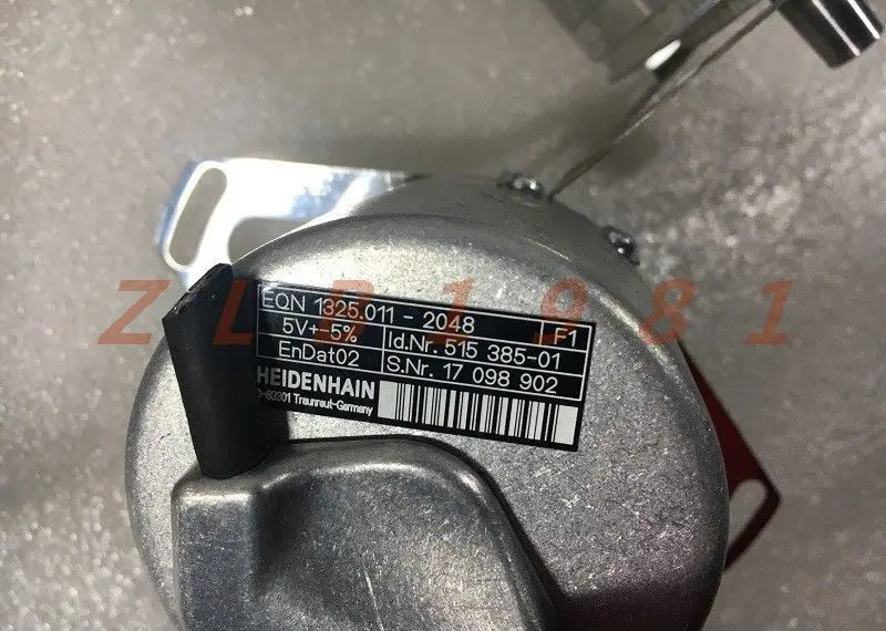 One HEIDENHAIN ENCODER EQN 1325.011-2048 ID 515 385-01