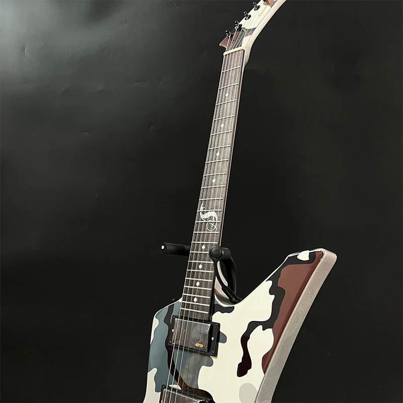 Unbranded electric guitar, 22 frets, black hardware, silver back, solid wood, local warehouse, free shipping