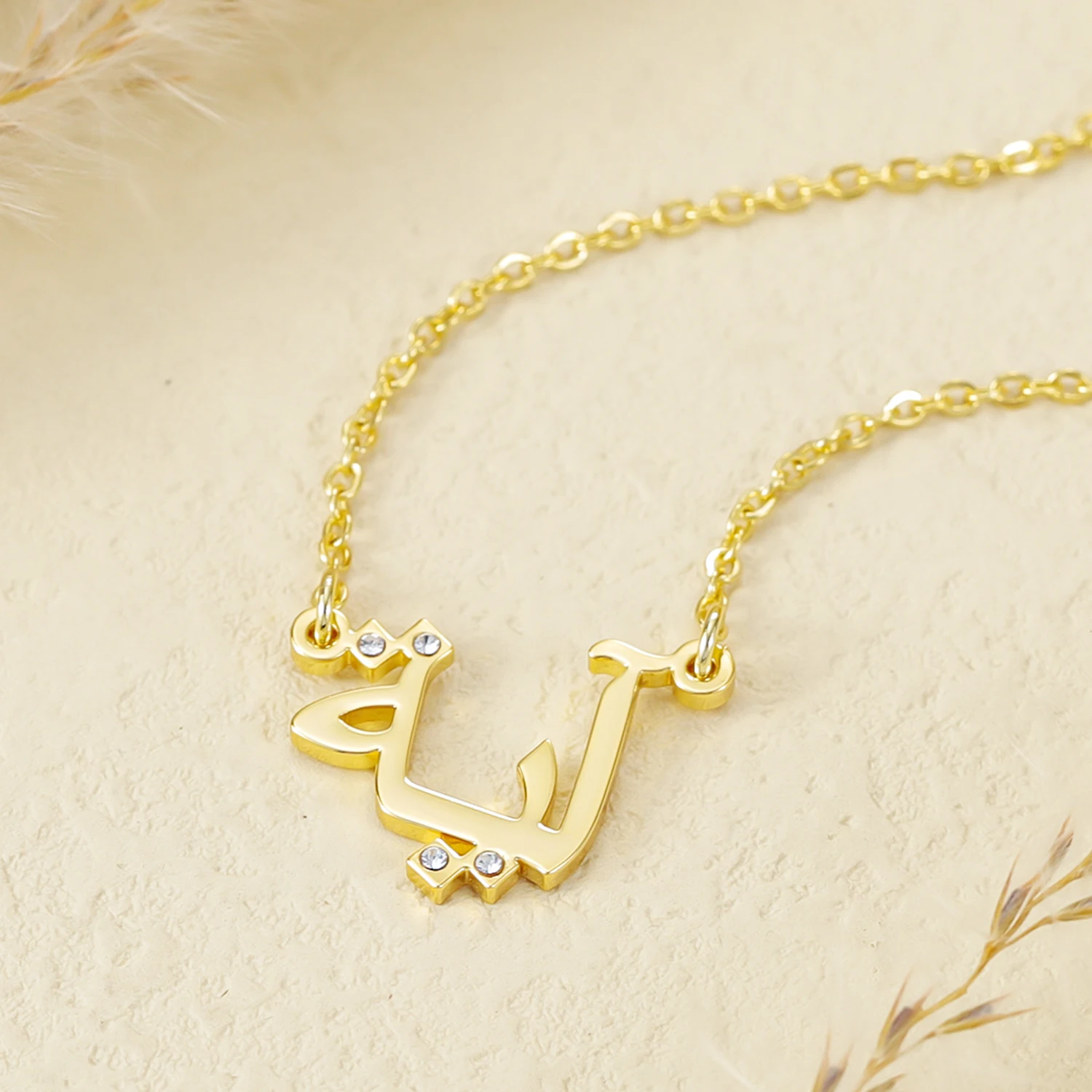 

Custom Arabic Name Necklace For Women Personalized Gold Stainless Steel Arabic Pendant Crystal Jewelry For Women Gifts