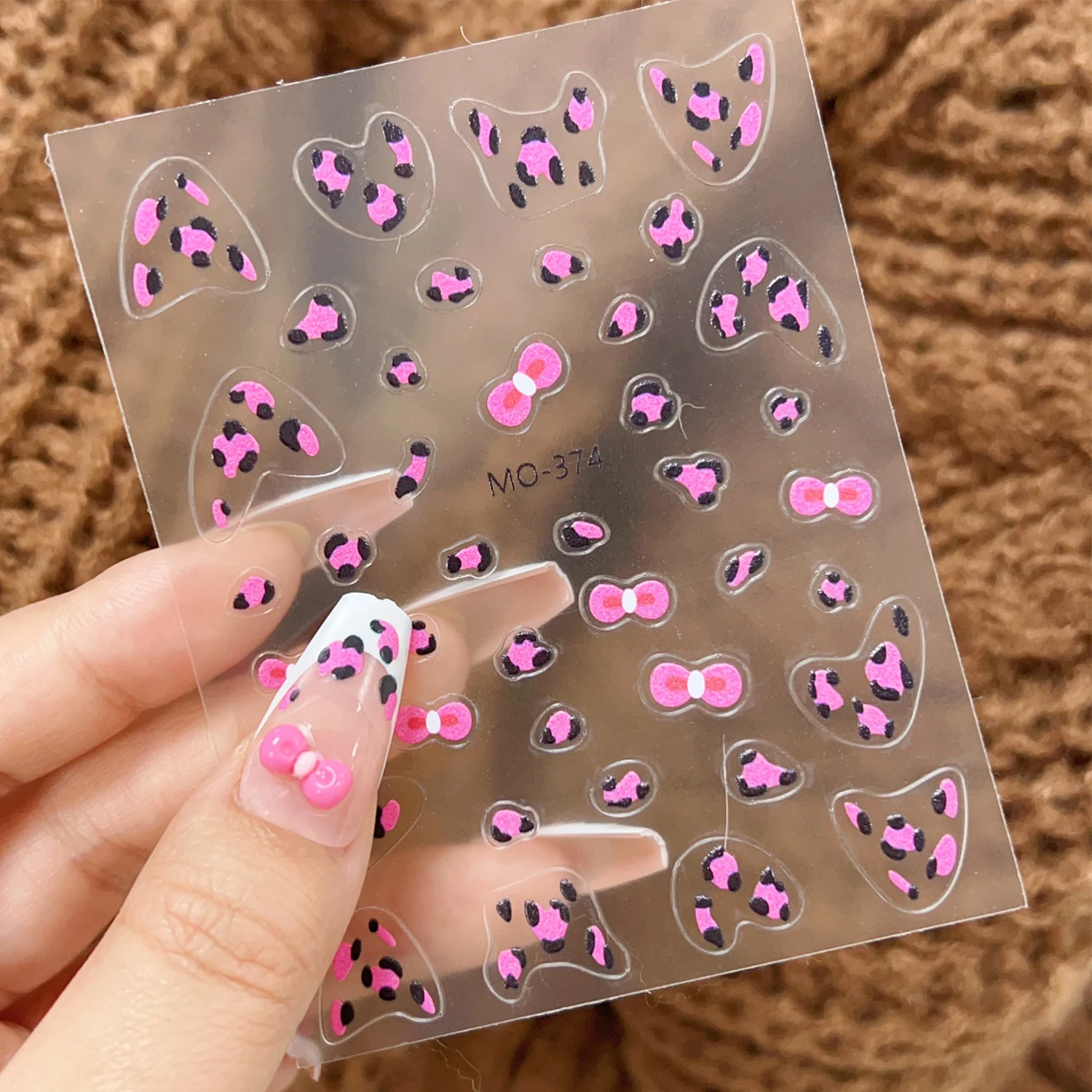 Adesivi per unghie con stampa leopardata 3D Simpatico design con fiocco nero Adesivo per unghie Decalcomanie per arte Slider Fiocco per pelle Decorazione per manicure francese