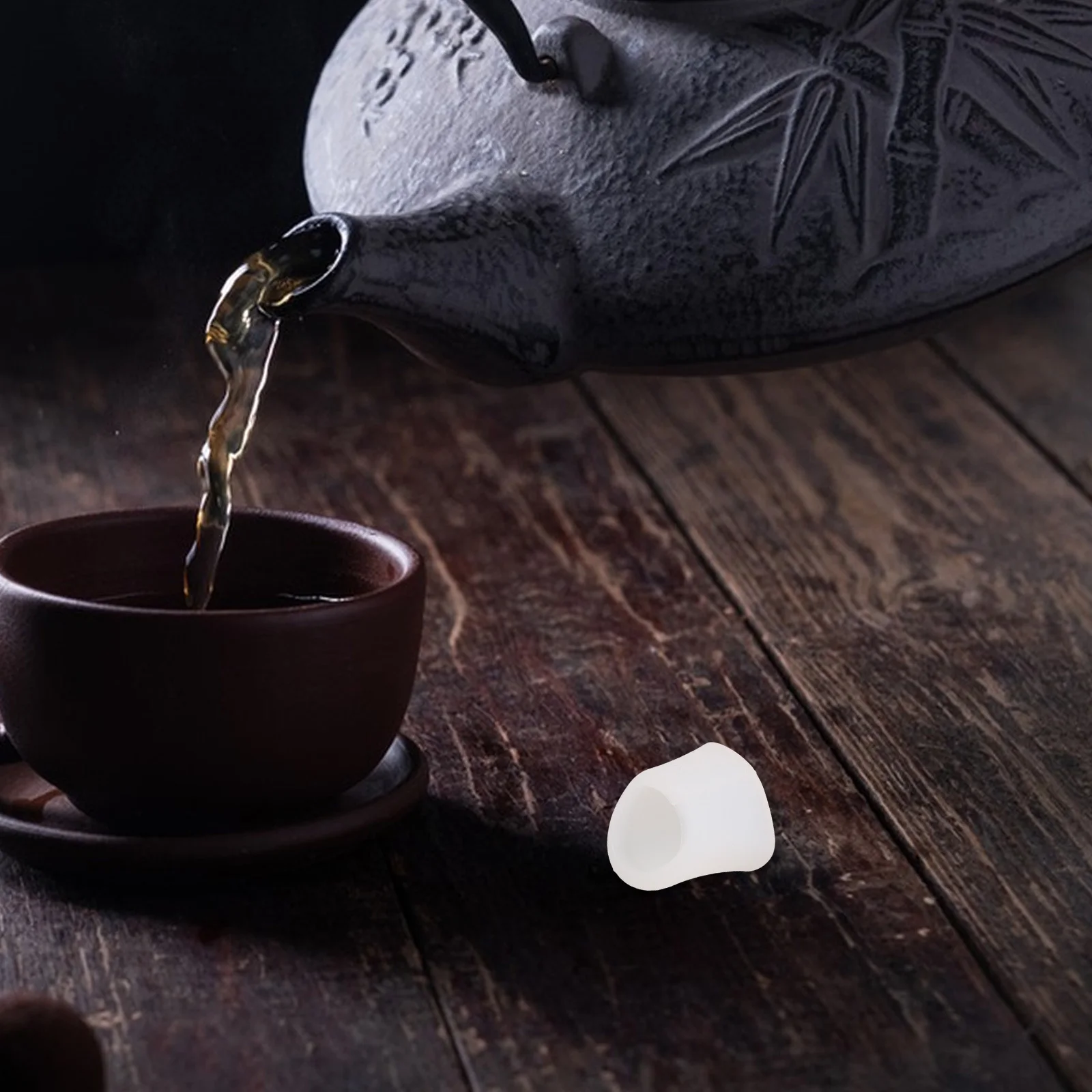 

2pcs Silicone Teapot Cover Kettle Shield Anti-Leak Spill Stopper For Tea Kettles Easy Install Clean Universal Fit Coffee Pot