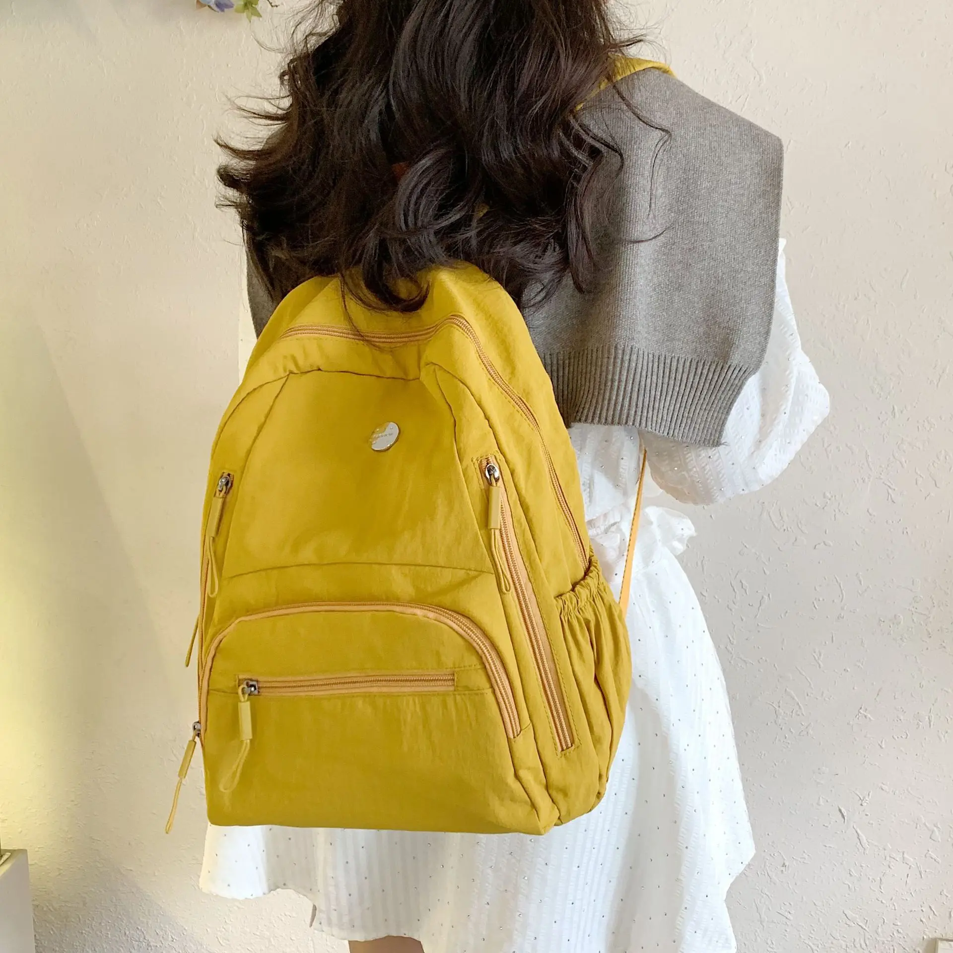 

Casual Daypack for Woman Waterproof Nylon Backpack Simple Large Capacity Bookbag Lightweight School Backpacks Ladies Travel Bags